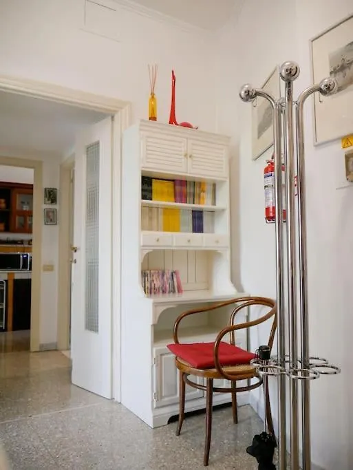 Apartment Chic And Spacious Rome Penthouse